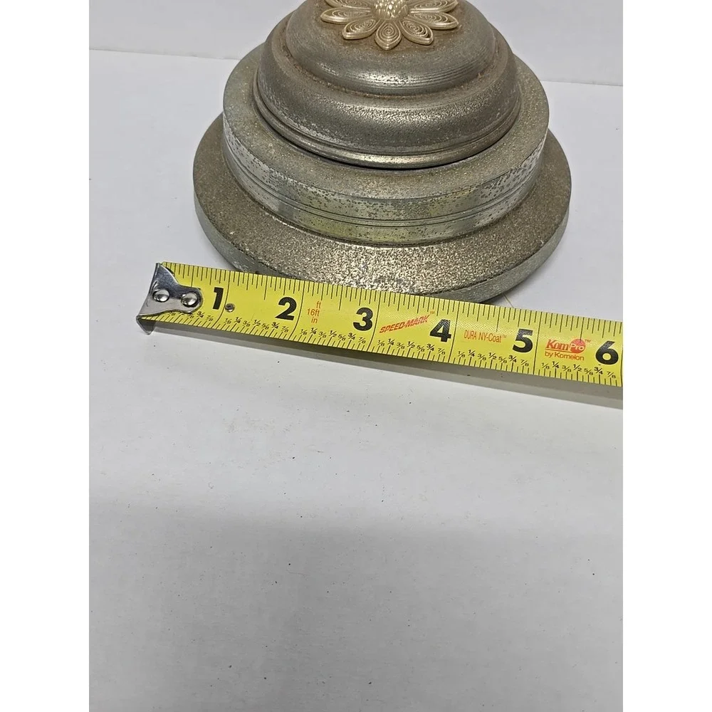 Vintage 1930s 1940s Musical Powder Puff Box Blue Aluminum With Flower On The Lid